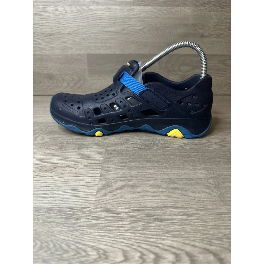 Black Merrell Hydro Canyon Hiking Water Shoes‎ Child Size 6 Unisex MK264447